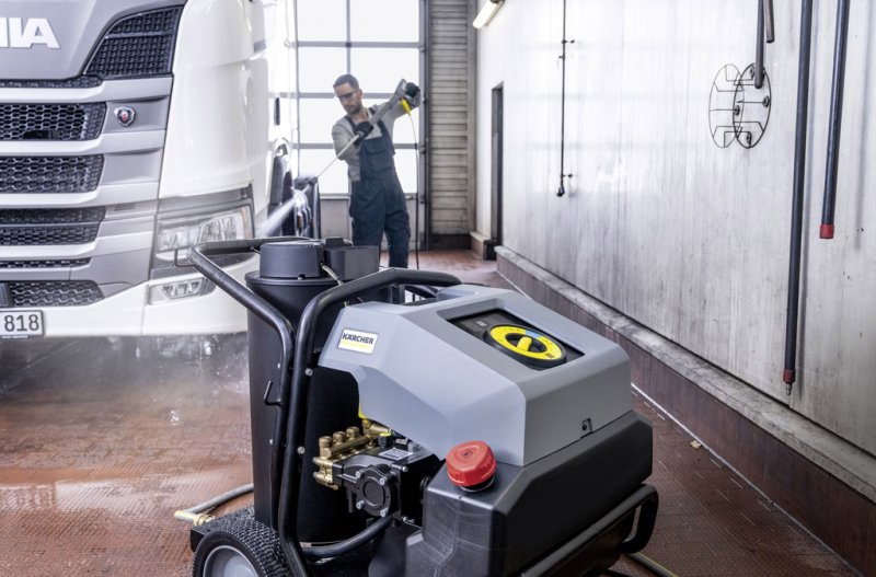 Aparat de spalat cu presiune si incalzire a apei KARCHER HDS 8/18-4C CLASSIC