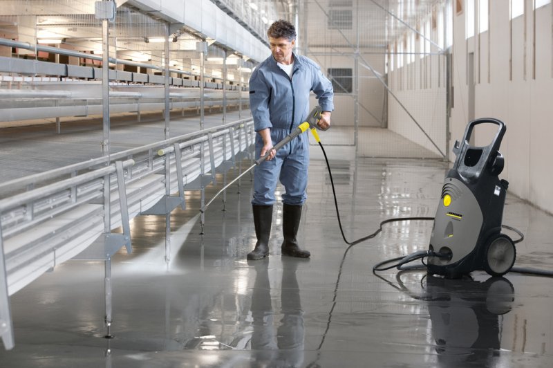 Detergent lichid FloorPro Multi pentru pardoseli, 1 L, tip RM 756