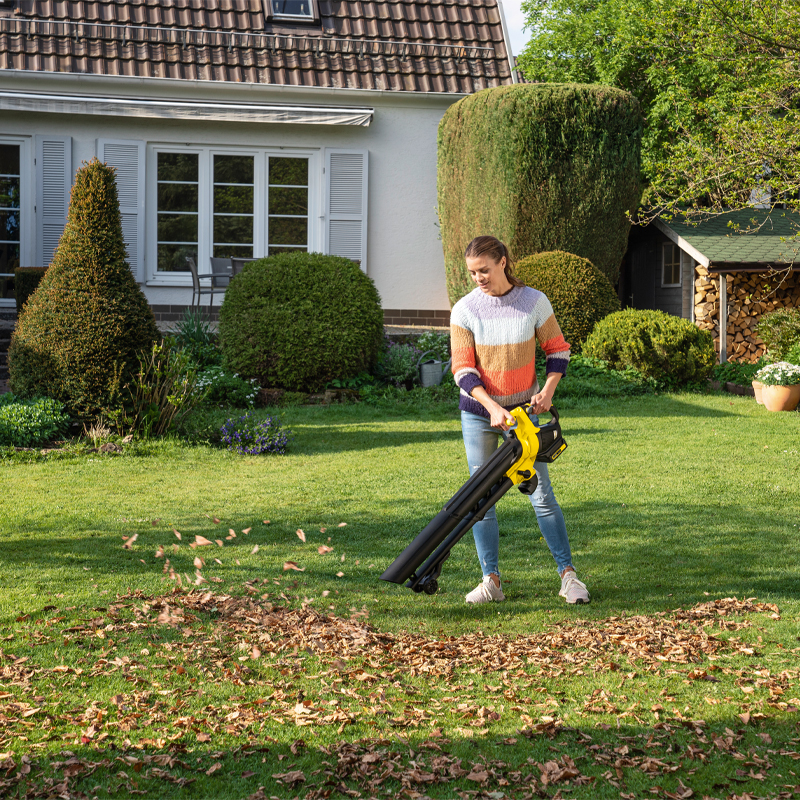 Aspirator cu suflanta compatibil cu acumulatori 18V, 5.0Ah, Karcher, tip BLV18-200