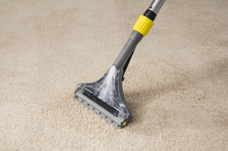 Aspirator cu spalare profesional compatibil cu capul de spalare PW 30/1, Karcher PUZZI 10/2 ADV