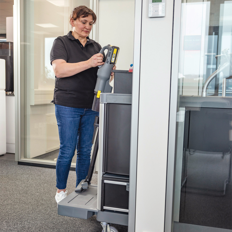 Aspirator vertical compatibil cu acumulator 18V, Kärcher, tip LVS1/1Bp, SOLO (fara incarcator si acumulatori) Aspirator vertical compatibil cu acumulator 18V, Kärcher, tip LVS1/1Bp, SOLO (fara incarcator si acumulatori)