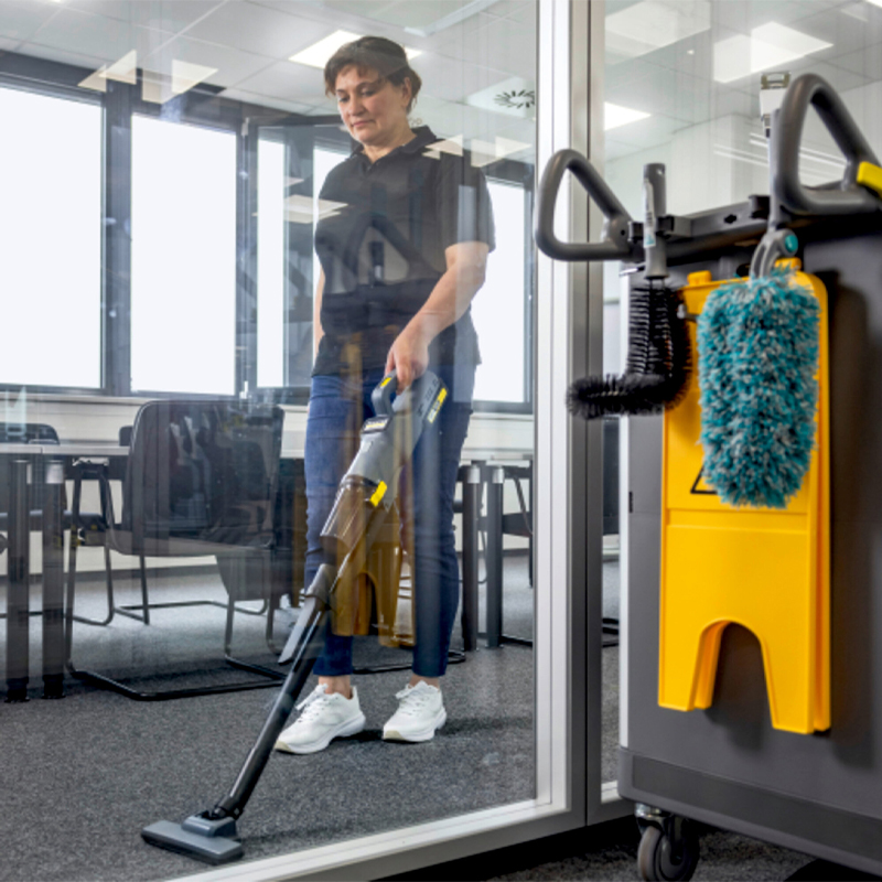 Aspirator vertical compatibil cu acumulator 18V, Kärcher, tip LVS1/1Bp, SOLO (fara incarcator si acumulatori) Aspirator vertical compatibil cu acumulator 18V, Kärcher, tip LVS1/1Bp, SOLO (fara incarcator si acumulatori)